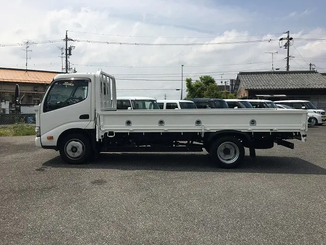 トヨタ ダイナ 2RG-XZU655(2WD)の写真7