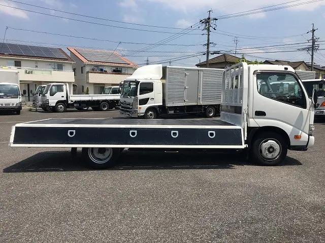 トヨタ ダイナ 2RG-XZU655(2WD)の写真15