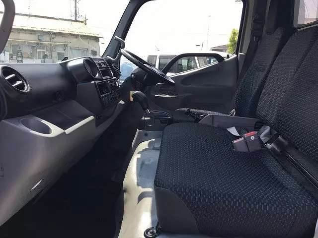 トヨタ ダイナ 2RG-XZU655(2WD)の写真43