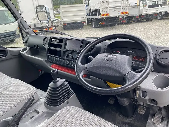 トヨタ ダイナ TKG-XZU722(2WD)の写真26