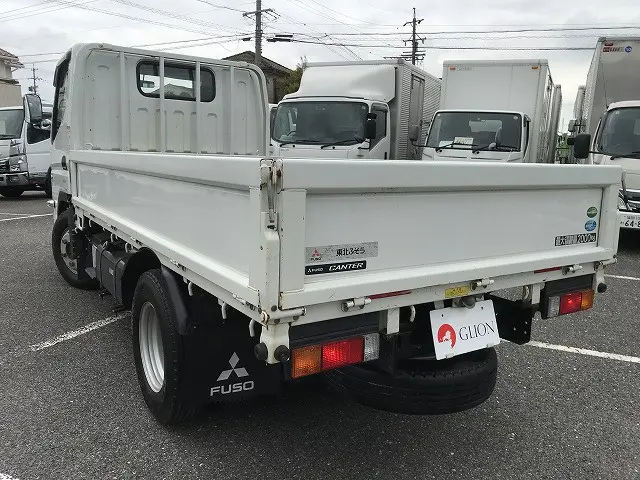 三菱 キャンター 2RG-FDA20(4WD)の写真4