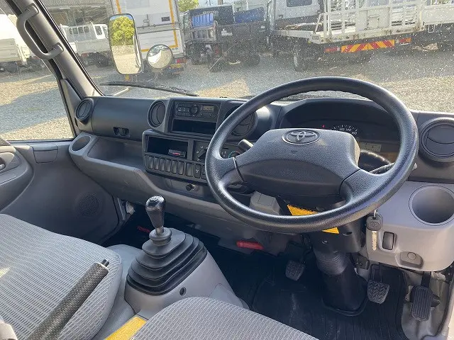 トヨタ トヨエース DF-KDY231(2WD)の写真28