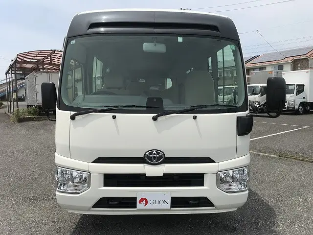 トヨタ コースター SKG-XZB70(2WD)の写真2
