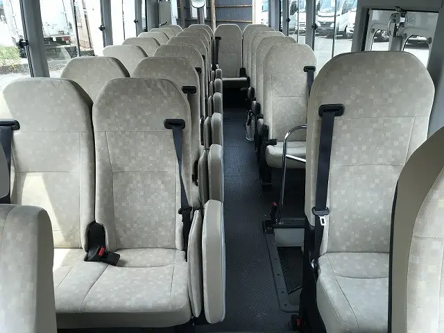 トヨタ コースター SKG-XZB70(2WD)の写真28