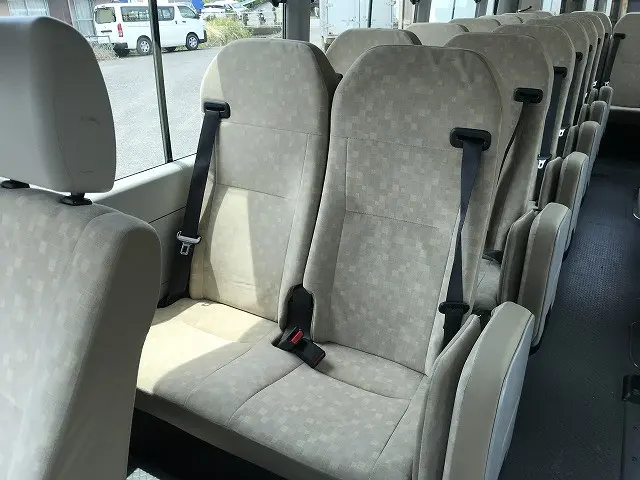 トヨタ コースター SKG-XZB70(2WD)の写真30