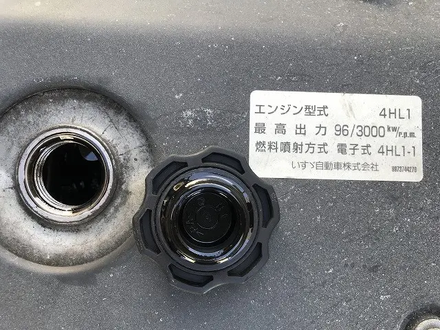いすゞ エルフ PB-NKR81AN(2WD)の写真20