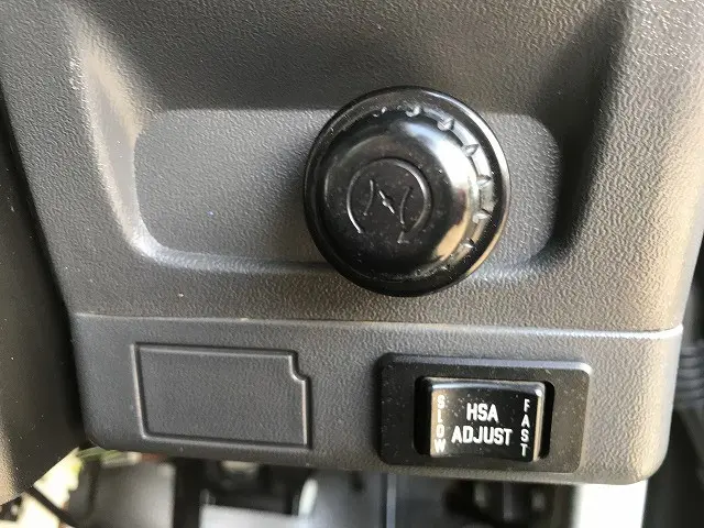 いすゞ エルフ PB-NKR81AN(2WD)の写真31