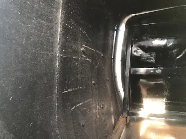 いすゞ エルフ PB-NKR81AN(2WD)の写真45