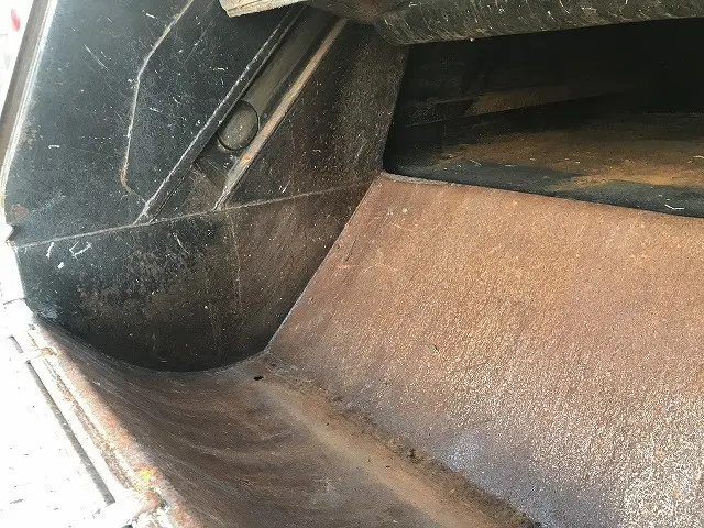 いすゞ エルフ PB-NKR81AN(2WD)の写真48