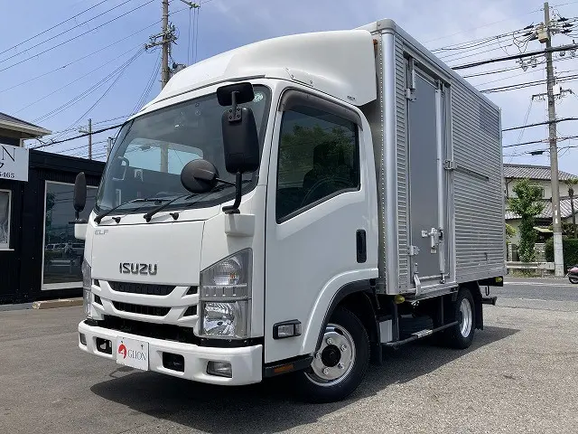 いすゞ エルフ TRG-NLR85AN(2WD)の写真1