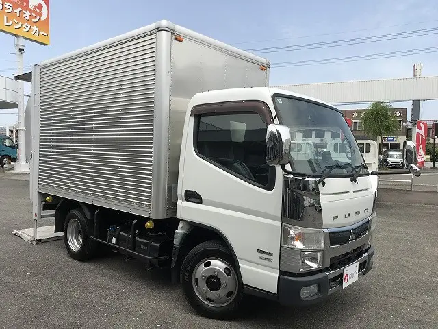 三菱 キャンター TPG-FEA50(2WD)の写真10