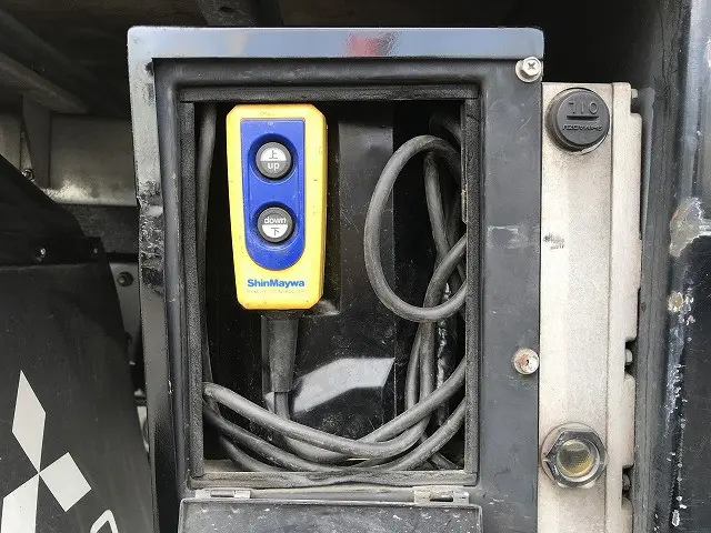 三菱 キャンター TPG-FEA50(2WD)の写真38