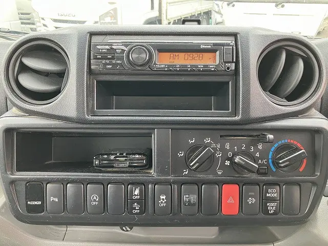 トヨタ ダイナ 2RG-XZC605(2WD)の写真39