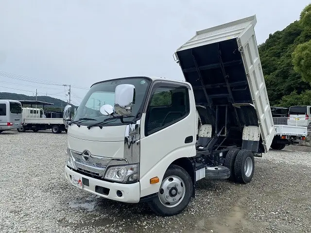 日野 デュトロ 2RG-XZU600T(2WD)の写真1