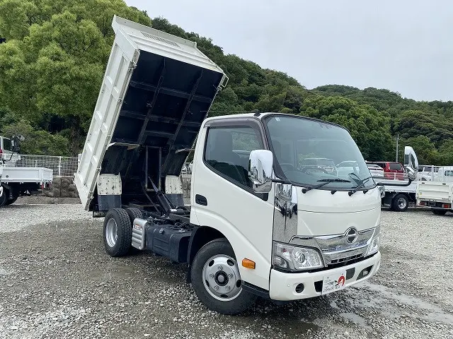 日野 デュトロ 2RG-XZU600T(2WD)の写真3