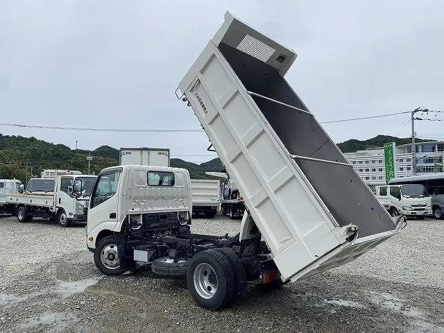 日野 デュトロ 2RG-XZU600T(2WD)の写真6