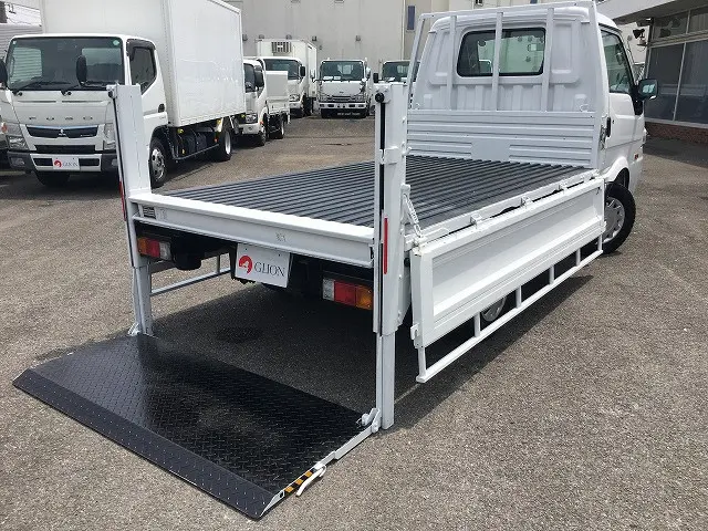 マツダ ボンゴトラック DBF-SLP2T(2WD)の写真15