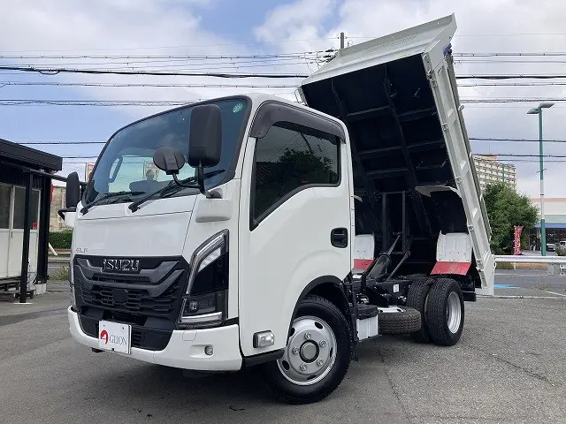 いすゞ エルフ 2RG-NKR88AT(2WD)の写真1