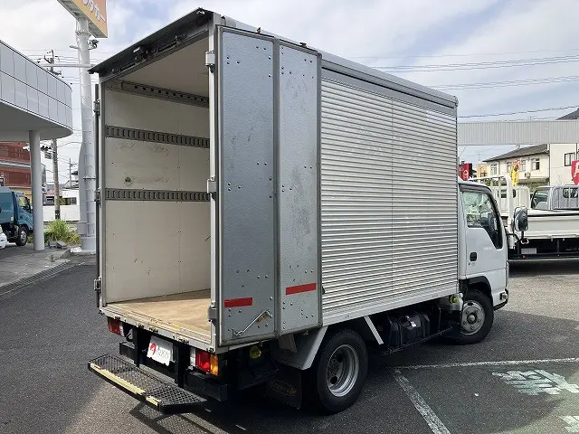 いすゞ エルフ TPG-NHR85AN(2WD)の写真15