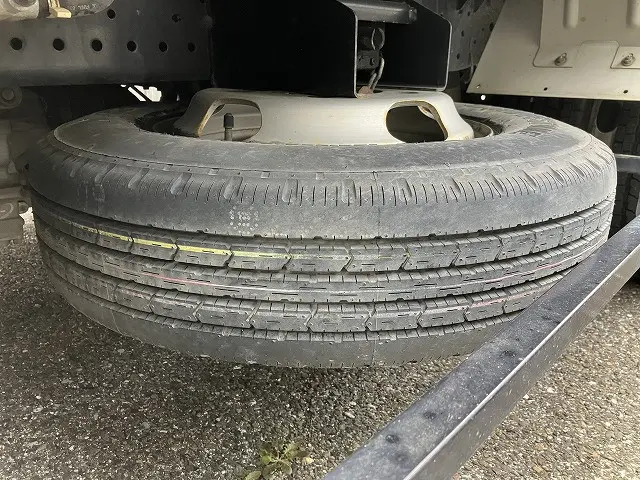 いすゞ エルフ TPG-NHR85AN(2WD)の写真48