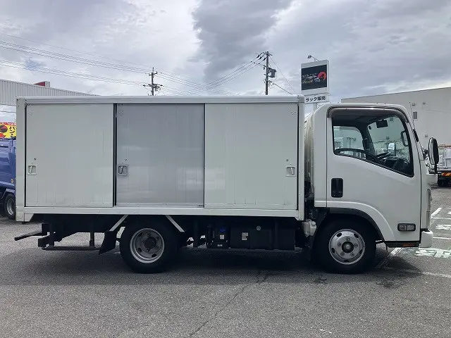 いすゞ エルフ 2RG-NMR88AN(2WD)の写真5