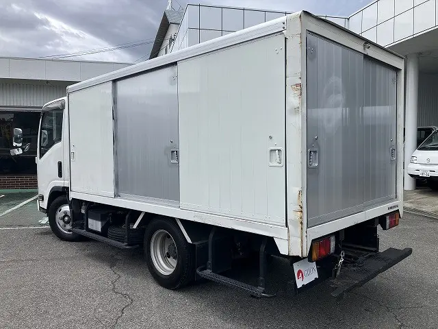 いすゞ エルフ 2RG-NMR88AN(2WD)の写真6