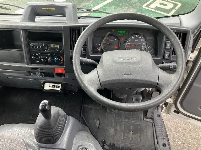 いすゞ エルフ 2RG-NMR88AN(2WD)の写真27