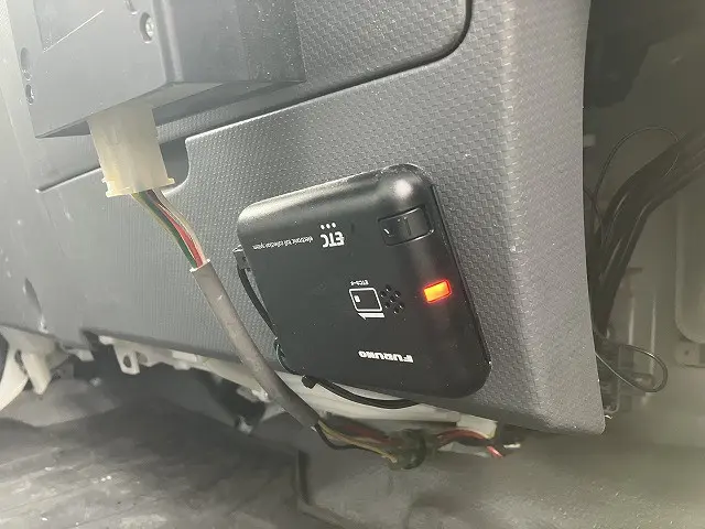 いすゞ エルフ 2RG-NMR88AN(2WD)の写真34