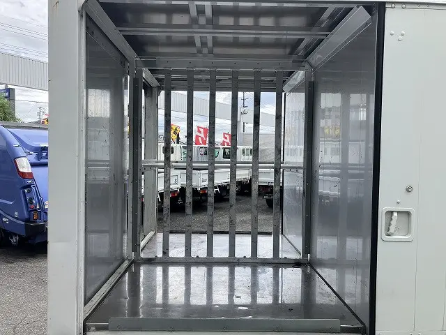 いすゞ エルフ 2RG-NMR88AN(2WD)の写真35