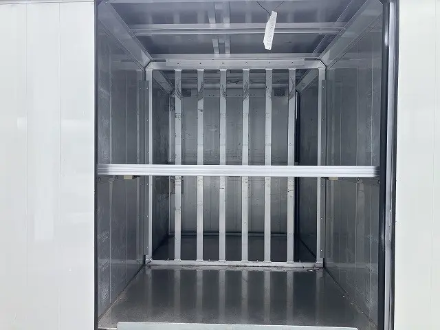 いすゞ エルフ 2RG-NMR88AN(2WD)の写真36