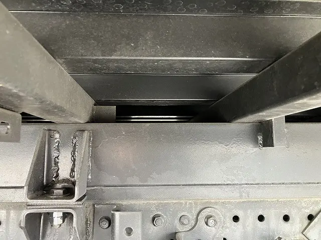 いすゞ エルフ 2RG-NMR88AN(2WD)の写真43