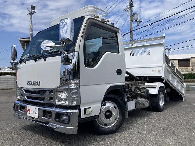 いすゞ エルフ TPG-NKR85AN(2WD)の写真1