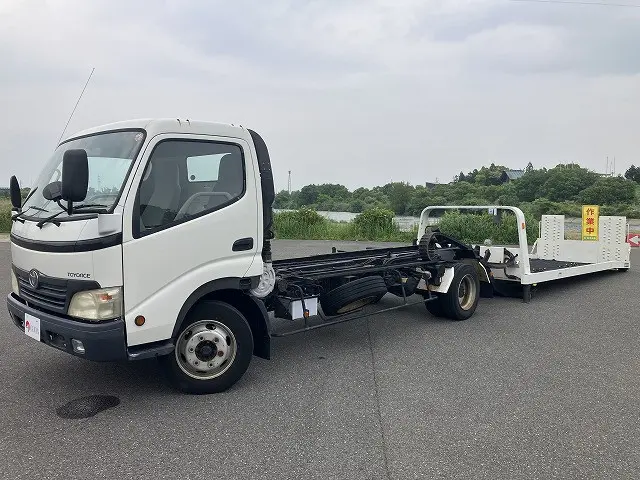 トヨタ トヨエース BDG-XZU424(2WD)の写真1