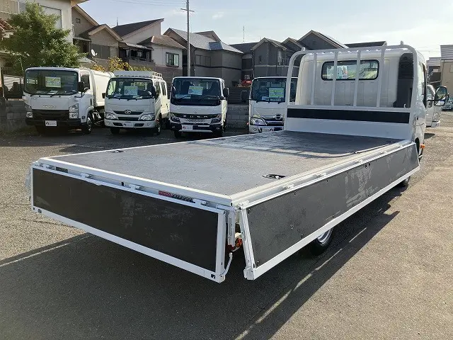 日野 デュトロ 2RG-XZU710M(2WD)の写真15