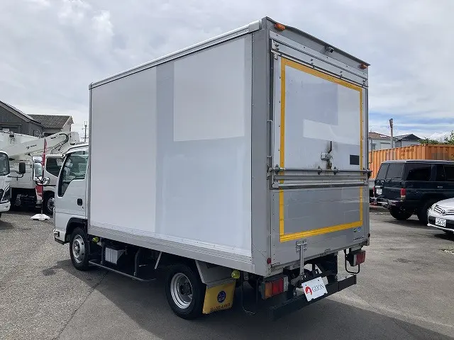 いすゞ エルフ TPG-NHR85AN(2WD)の写真6