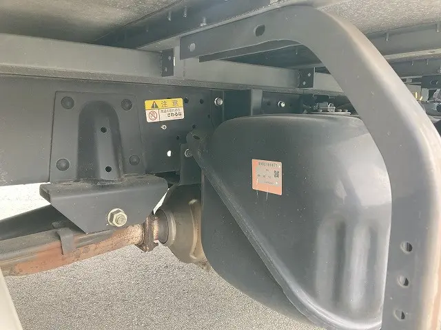 いすゞ エルフ TPG-NHR85AN(2WD)の写真17