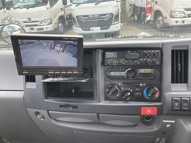 いすゞ エルフ TPG-NHR85AN(2WD)の写真35