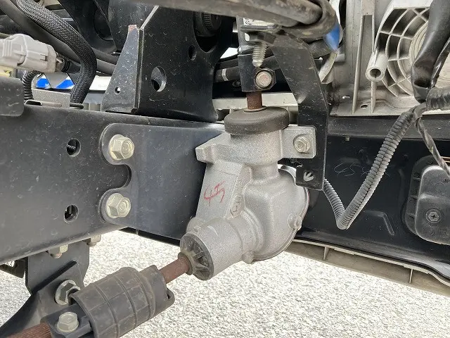 いすゞ エルフ TPG-NHR85AN(2WD)の写真44