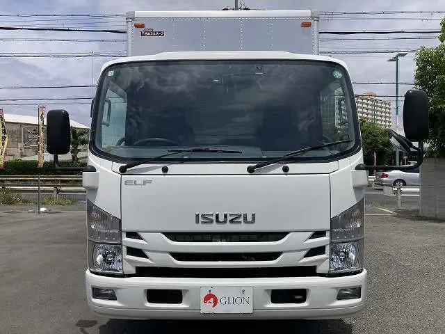 いすゞ エルフ TPG-NNR85AN(2WD)の写真2