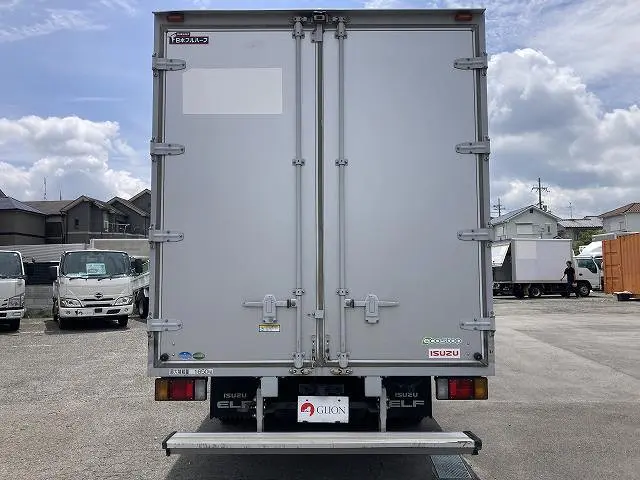 いすゞ エルフ TPG-NNR85AN(2WD)の写真7