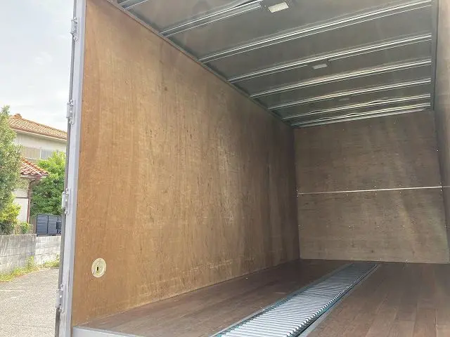 いすゞ エルフ TPG-NNR85AN(2WD)の写真13