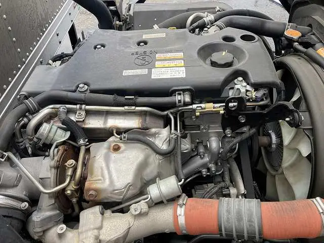 いすゞ エルフ TPG-NNR85AN(2WD)の写真17