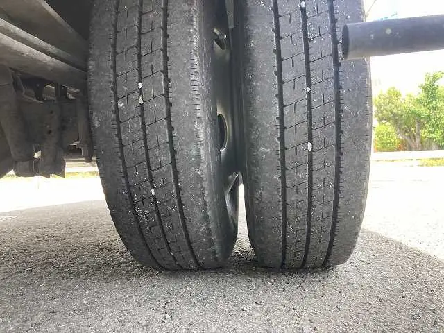 いすゞ エルフ TPG-NNR85AN(2WD)の写真34