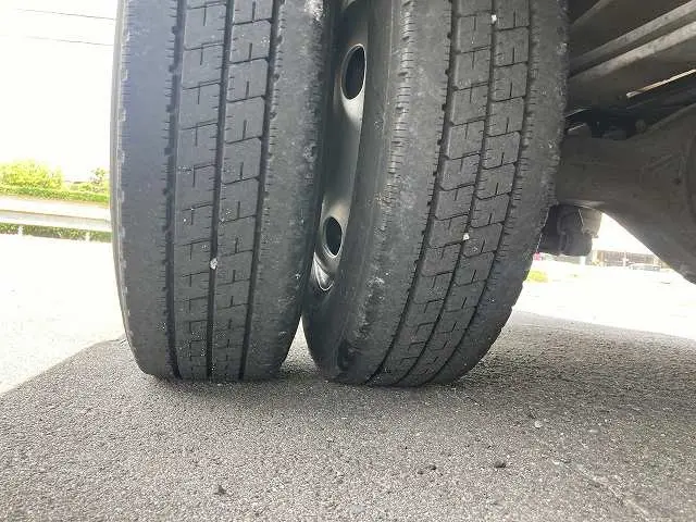 いすゞ エルフ TPG-NNR85AN(2WD)の写真35