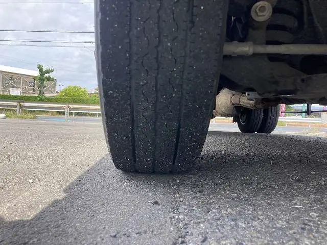 いすゞ エルフ TPG-NNR85AN(2WD)の写真36