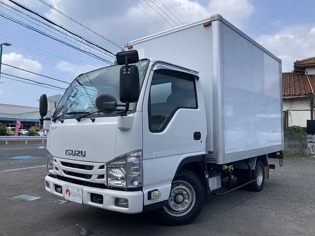 いすゞ エルフ TPG-NHR85AN(2WD)の写真1
