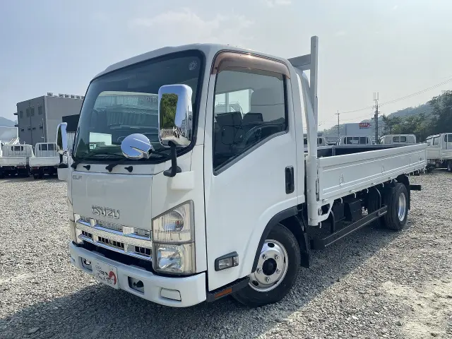 いすゞ フォワード TKG-NMR85AR(2WD)の写真1