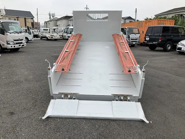 いすゞ エルフ TPG-NKR85AN(2WD)の写真7