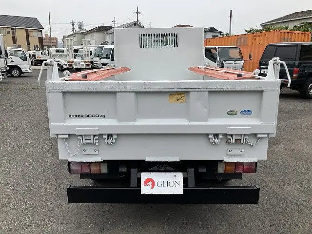 いすゞ エルフ TPG-NKR85AN(2WD)の写真28