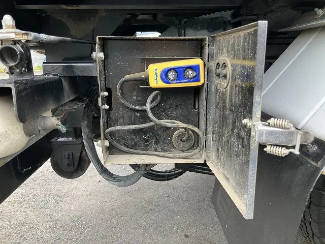 いすゞ エルフ TPG-NKR85AN(2WD)の写真31